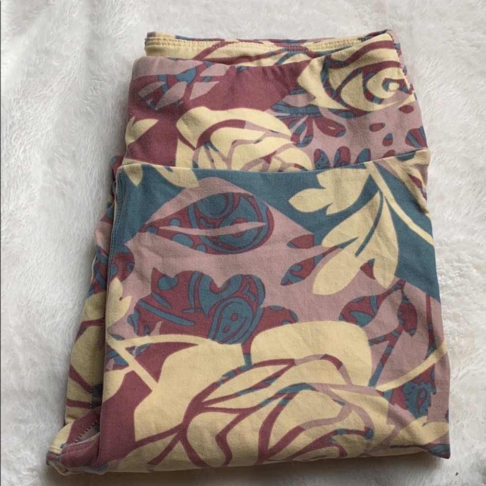 Lularoe one size leggings